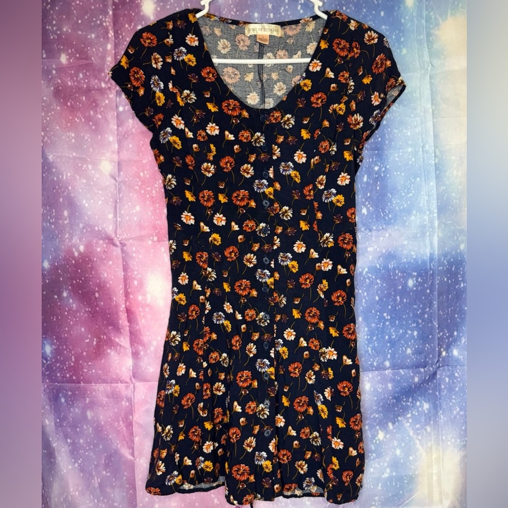 Band of gypsies floral dress 🛍